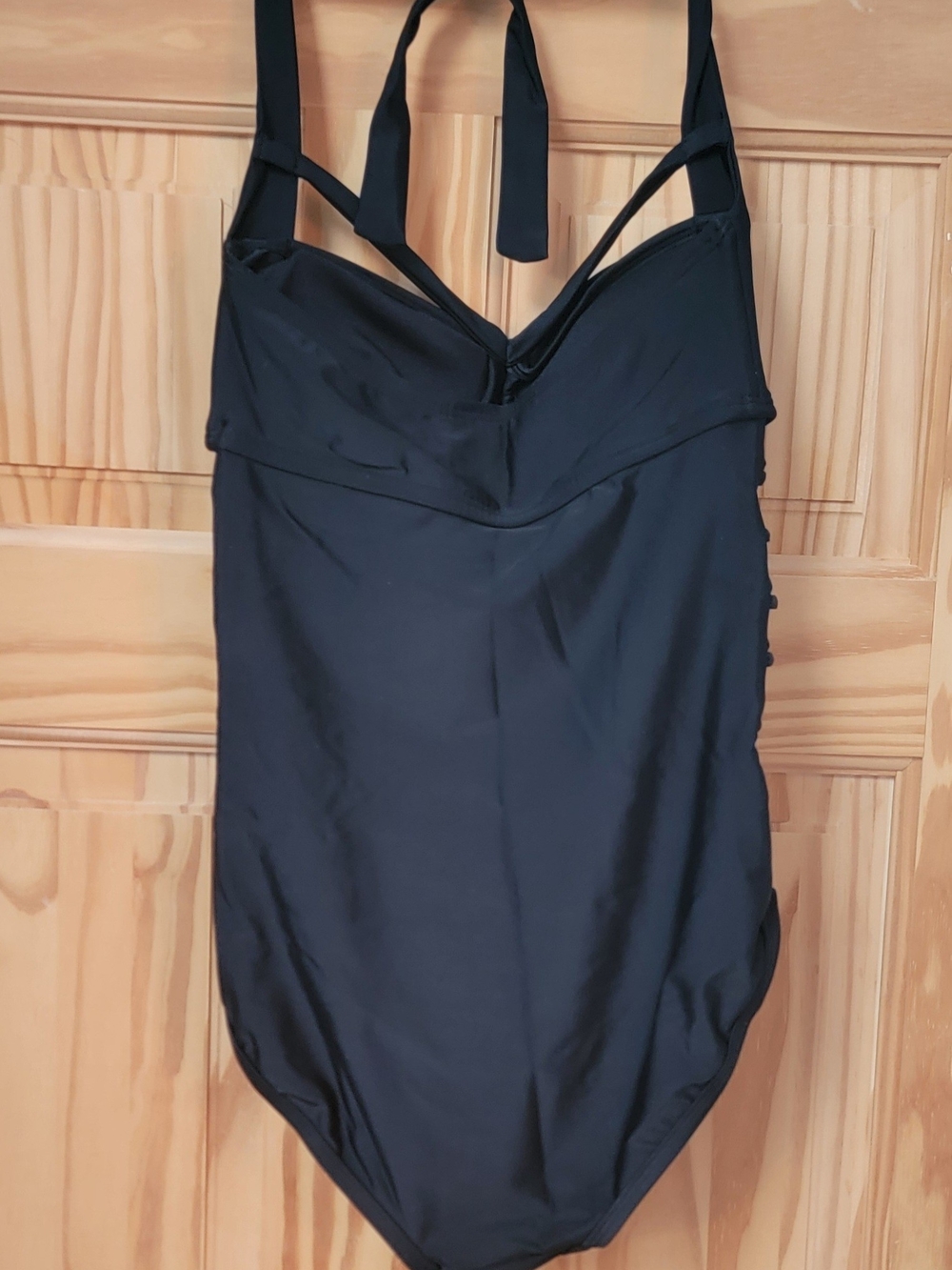 Swimsuits for All Black Cutout Underwire One-Piece Swimsuit - Size 6 - Picture 3 of 4